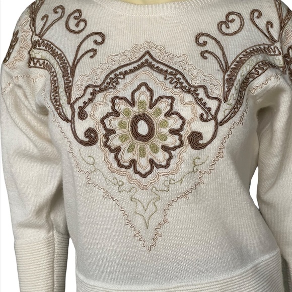 Dells Knit Embroidered 100% Merino Wool Vintage Sweater Top - Picture 3 of 10